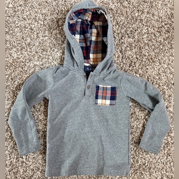 Children’s Place Boy’s Size 4T Two-Piece Sweats with Hood - Picture 2 of 10